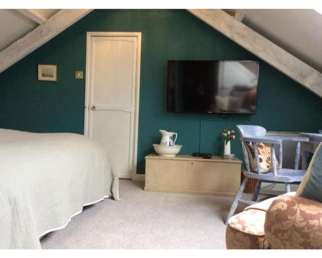 Tubbs Mill House B&B Boswinger Екстериор снимка